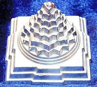 Parad Shree yantra ( Sriyantra ) for wealth and prosperity 200 gms Parad Shree yantra ( Sriyantra ) for wealth and prosperity 200 gms