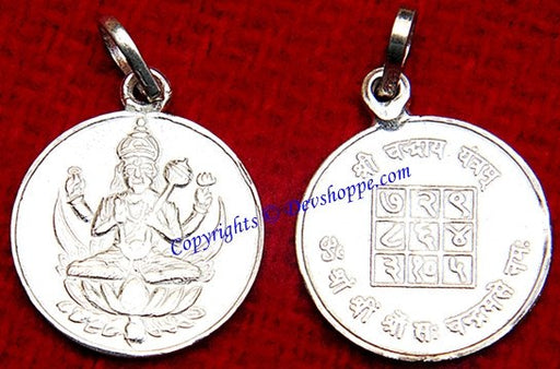 Sri Chandra (Moon)yantra pendant in silver - Devshoppe