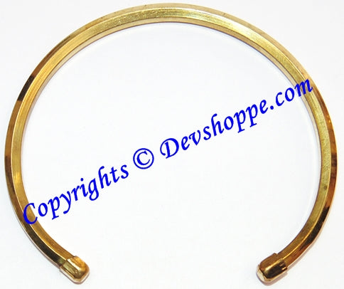 Brass kada bracelet with smooth circular bangle and open ends