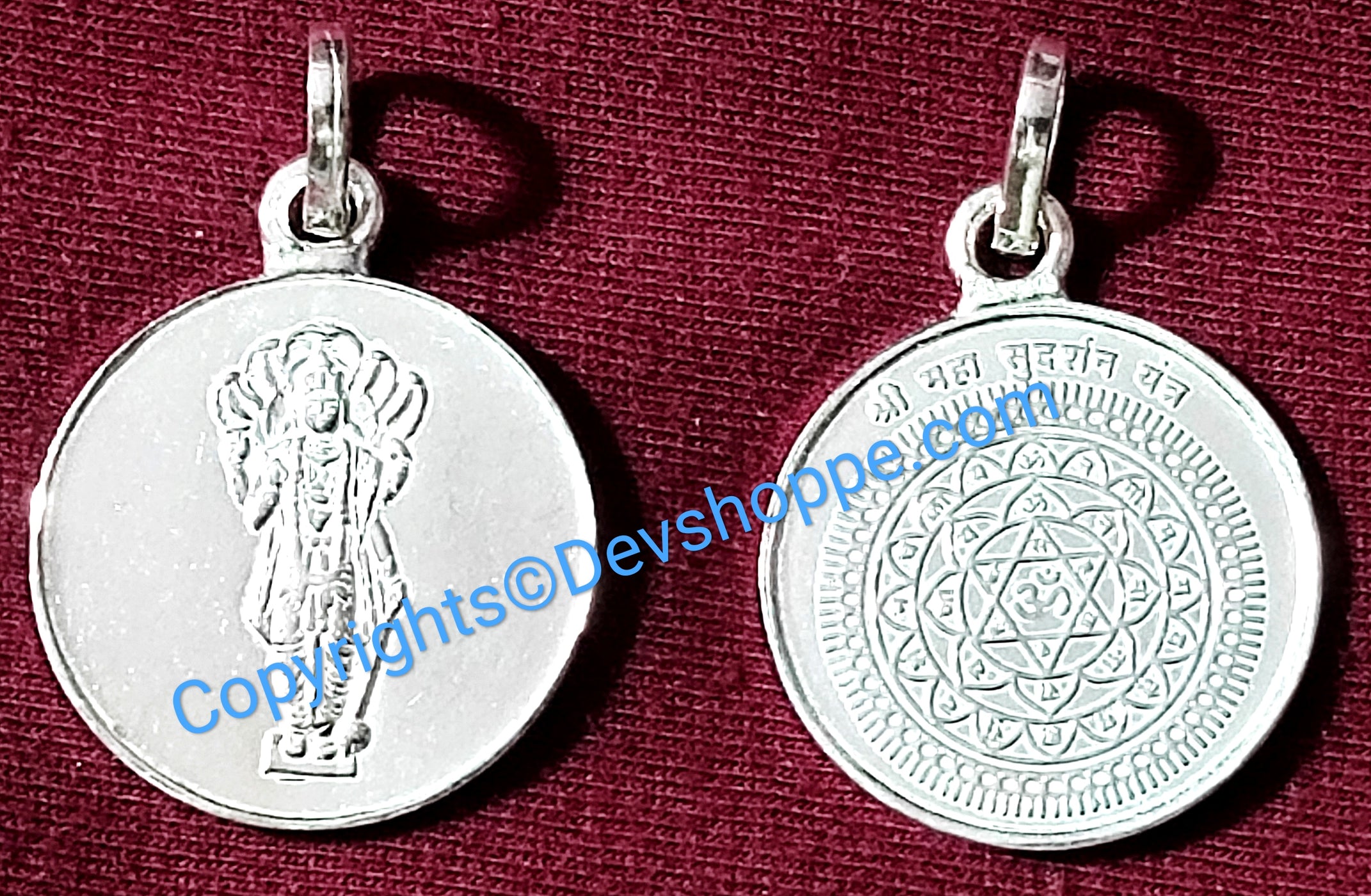 Shri Sudarshan yantra silver pendant / dollar — Devshoppe