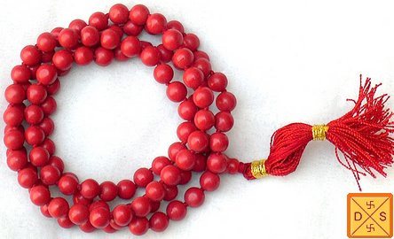 Red hakik (agate) mala: rote Perlenkette mit goldfarbener Kappe und rotem Quast