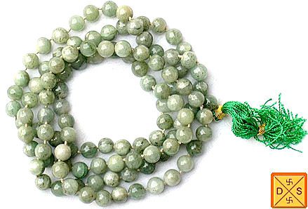 Green jade bead mala necklace with knotted tassel, round beads