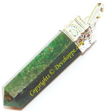 Green aventurine pendant in white metal, faceted green stone in prong setting