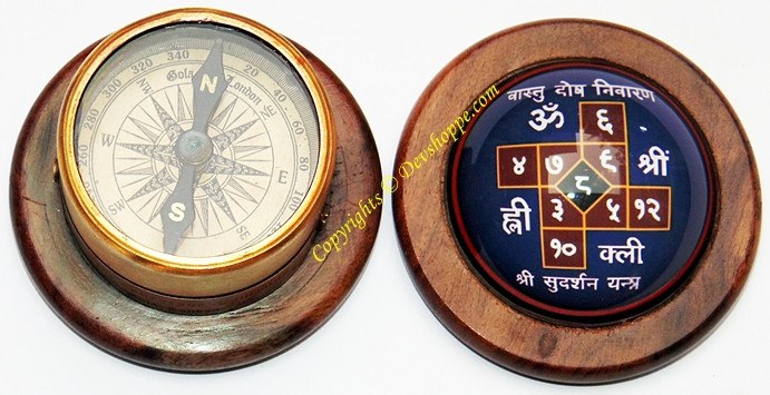 Wooden Vastu compass with circular Sri Vastu yantra and compass dial in center