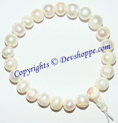 White pearl (moti) bracelet with round beads on stretch elastic