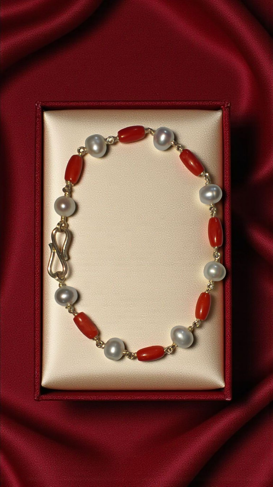 Beautiful Coral and Pearl bracelet in Silver