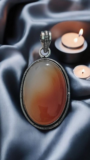 Agate jewellery