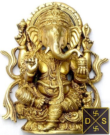Beautiful Lord Ganesha Idol in brass - Devshoppe