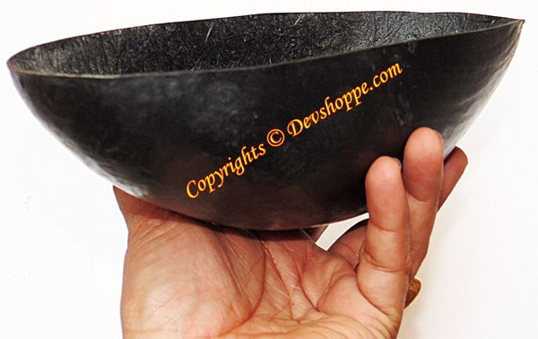 Khappar - vessel used by Sadhus to eat food and drink water , made of fibre
