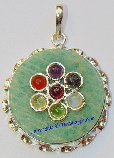 Green Jade round shaped pendant with Chakra stones - Devshoppe