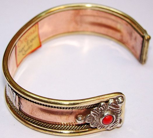 Hindu Om Namah shivay healing bracelet from Nepal - English - Devshoppe