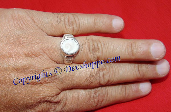 Natural Gomti (Gomati) Chakra silver finger ring