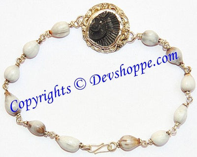Shaligram Sudarshan shila bracelet in pure silver with Vaijanti beads