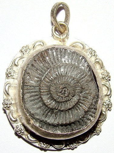 Sri Shaligram Sudarshan Shila silver Pendant